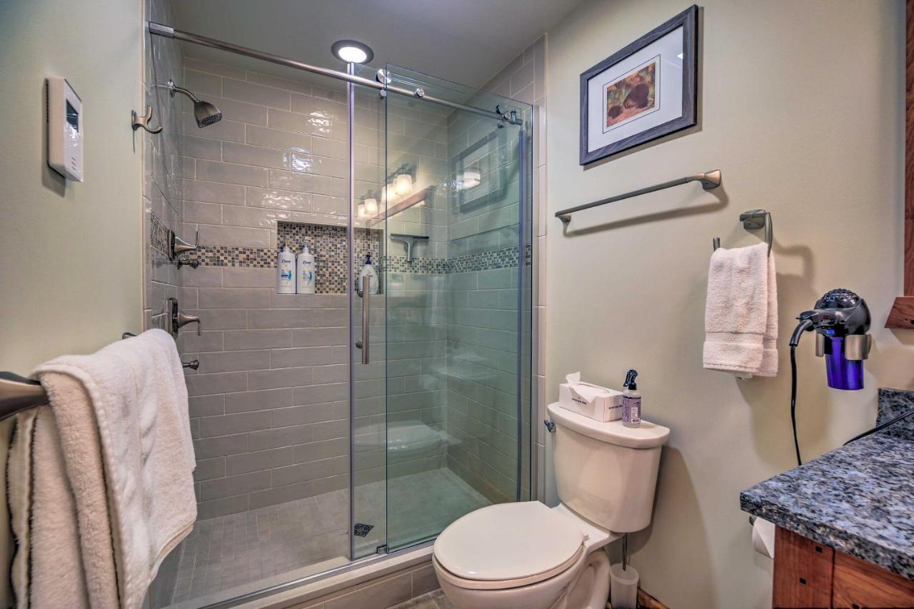 Lake Placid Gem With Patio And Views Less Than 1 Mi To Beach! エクステリア 写真